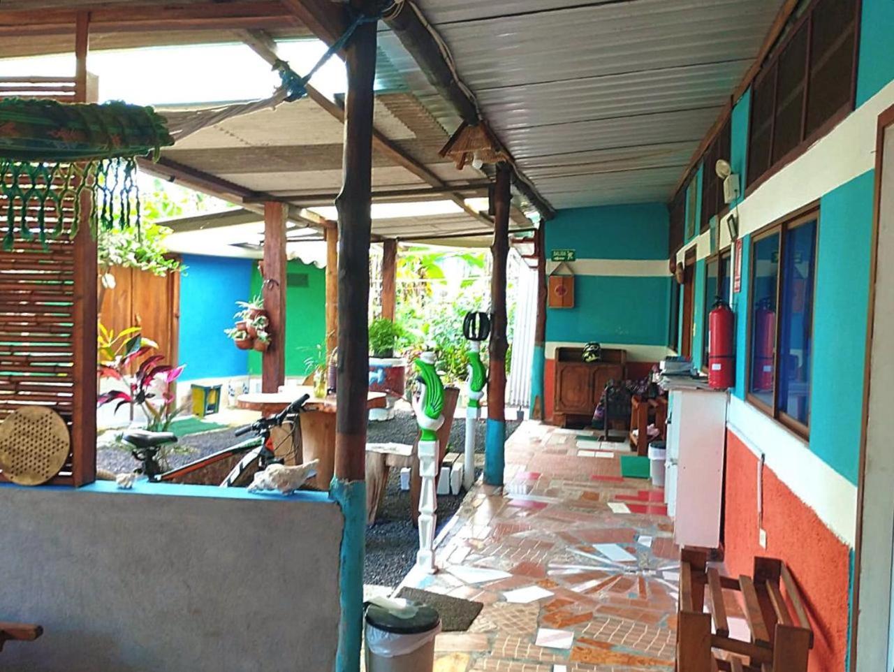Alojamiento Sumak Kawsay Puerto Ayora  Luaran gambar
